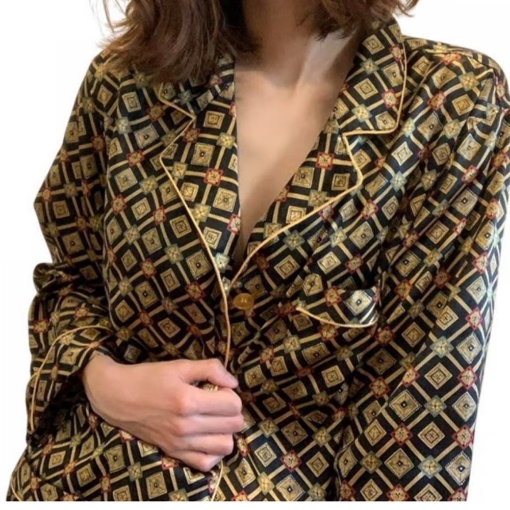 Vintage Victoria’s Secret Gold & Black Satin Pajama Set XS